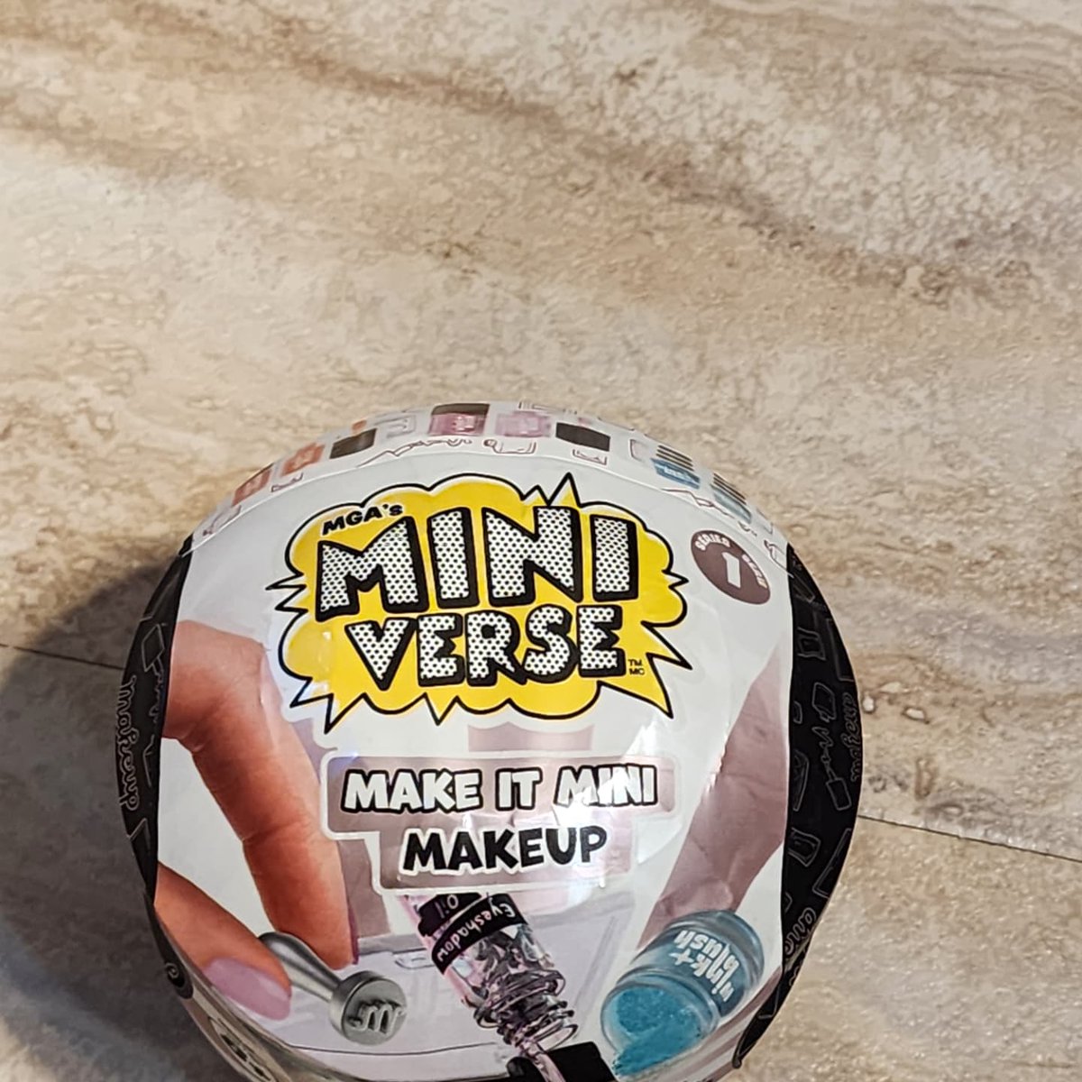 kristincp0's tweet image. I received a complimentary MGA MiniVerse Make It Mini Makeup Toy from Influenster in return for my honest opinion. My 10-year-old stepdaughter absolutely loved making her own mini bottle of pink nail polish. @influenster #complimentary #GotItForFree  @officialminiverse #miniverse