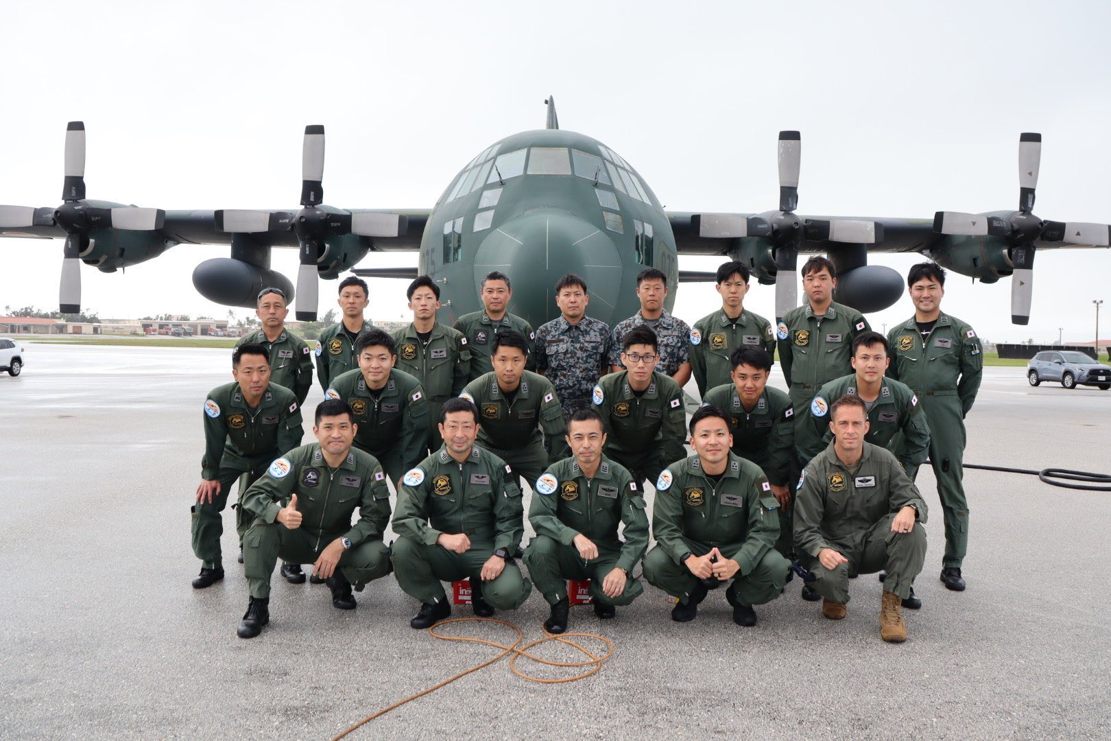 自衛隊 クリスマスドロップ 米空軍 パッチ　セット 期間限定送料無料】 Amazon.co.jp: 航空自衛隊 クリスマス