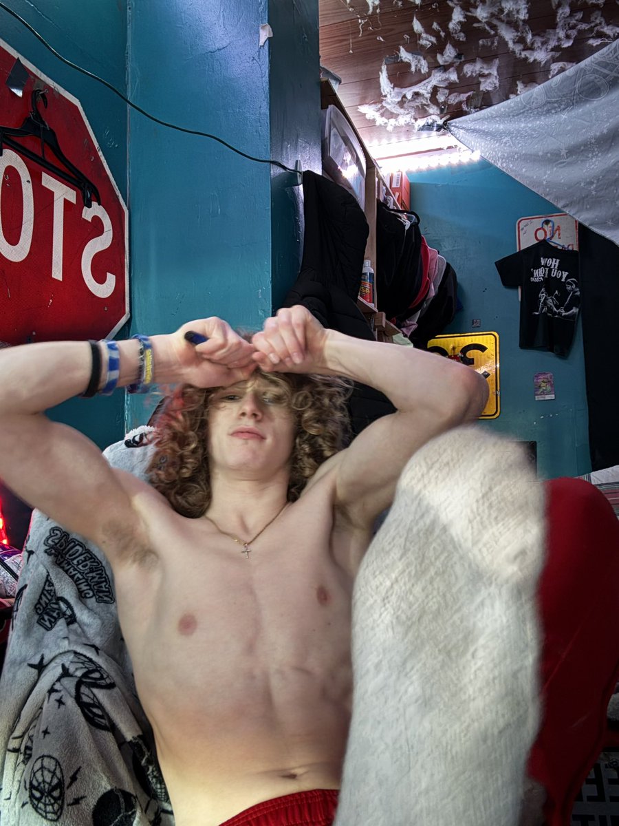 Master_kevin69's tweet photo. Earn your spot under my feet you pathetic🐷 I’ll be waiting for you to bow down on all 4’s and send me your wallet🙇‍♂️ You know whats good for you you need your dosage😵‍💫
to your white 18 year old trump loving king as i drain everything form all you goons and pay up before my birthday and fuck those wallets hard 5 days till the nasty 19 let’s have a great 5 days and big day on the 17 😂🙇‍♂️