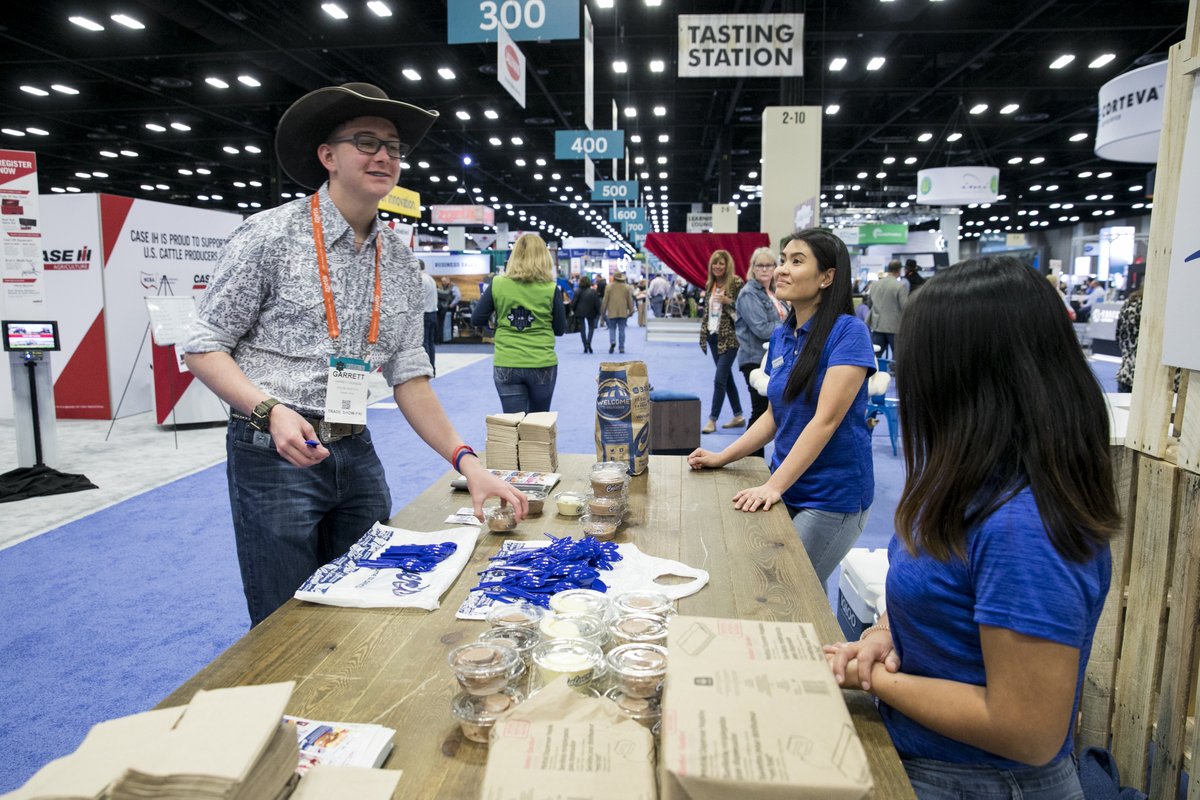 CattleCon tweet media