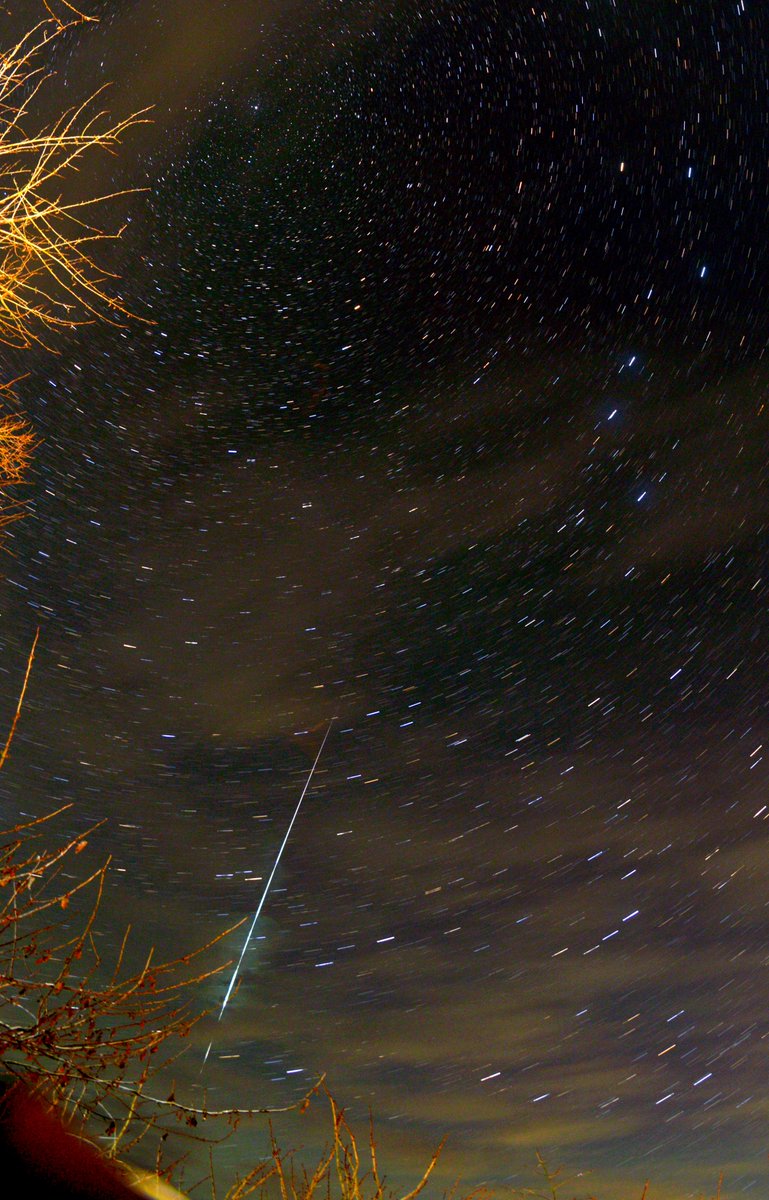Jamie Shepherd (@jamieshepherd1) on Twitter photo A #Geminid #Fireball from #Lochearnhead in the early morning of the 12th at 5.53am. The shower is hard to see this year with moonlight interfering, peak due tonight and tomorrow night. <a href="/ukmeteornet/">ukmeteornetwork</a> <a href="/popastro/">Popular Astronomy</a> <a href="/meteorbill/">Bill Ward</a> A #Geminid #Fireball from #Lochearnhead in the early morning of the 12th at 5.53am. The shower is hard to see this year with moonlight interfering, peak due tonight and tomorrow night. <a href="/ukmeteornet/">ukmeteornetwork</a> <a href="/popastro/">Popular Astronomy</a> <a href="/meteorbill/">Bill Ward</a>