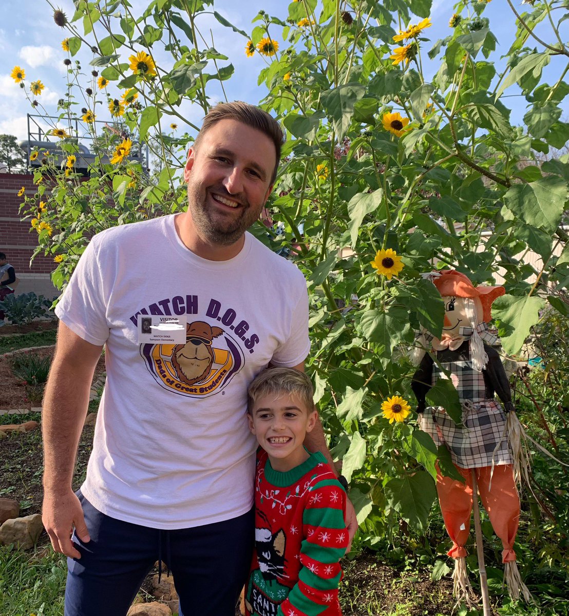 Elaine Winger (@wingerrtgg) on Twitter photo Always a pleasure to have Watch Dog dads join us in the garden. <a href="/readygrowgarden/">Ready to Grow Garden</a> <a href="/2ndgradeSampson/">Sampson2ndgrade</a> <a href="/SampsonPTO/">Sampson PTO</a> <a href="/SampsonElem/">Sampson Elementary</a> Always a pleasure to have Watch Dog dads join us in the garden. <a href="/readygrowgarden/">Ready to Grow Garden</a> <a href="/2ndgradeSampson/">Sampson2ndgrade</a> <a href="/SampsonPTO/">Sampson PTO</a> <a href="/SampsonElem/">Sampson Elementary</a>