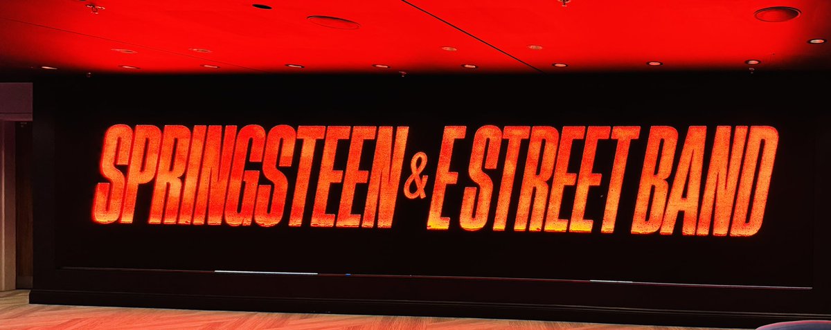 brucefan1979's tweet photo. 153
< 22 weeks
#springsteen #springsteentour2025
#springsteenEuropeantour
#springsteentour https://t.co/kOmPfmdgFY