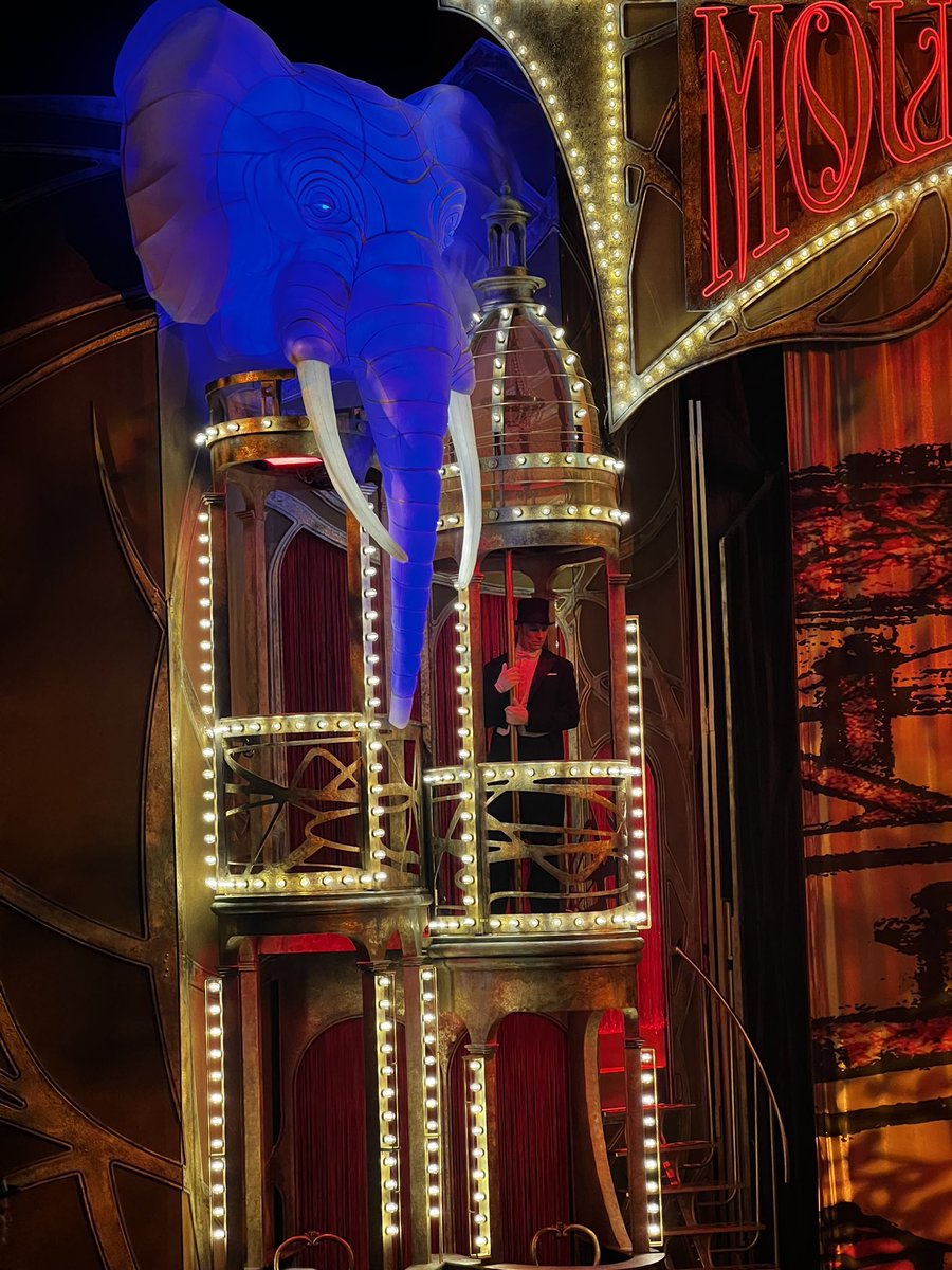 Aivan huikea! Vahva suositus! Moulin Rouge! 🐘🎭🎠 <a href="/hktfi/">Helsingin Kaupunginteatteri</a> <a href="/MoulinRougeBway/">Moulin Rouge The Musical - Broadway</a> #musikaali