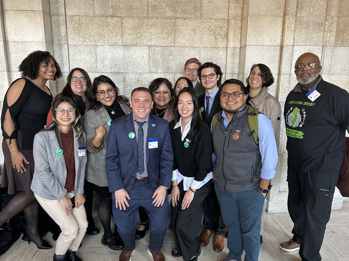 Show me what democracy looks like,

💪🏿THIS🗳️
✨is what✊🏾
🗣️DEMOCRACY⚖️
 🪞looks like!⚡️

The John Lewis #NJVRA Voter Empowerment Act has PASSED Assembly committee!