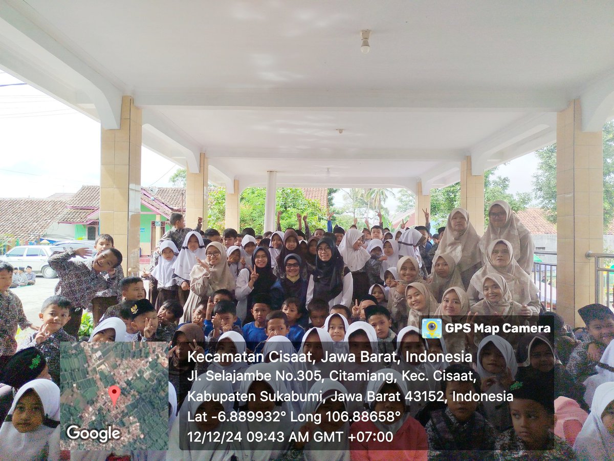 ncisriMuly's tweet photo. Kamis (12/12),  Sri Mulyani, Luhkan Kab. Sukabumi, melaporkan kegiatan Makan Bergizi Gratis dalam rangka Peringatan Hari Nusantara 2024 di Kabupaten Sukabumi #GiatLuhkanSatminkalBogor  #skbmi #Aktivitas @brpbatpp_bogor @bppsdm_kp @bppsdm_puslatkp https://t.co/ebOKgKRhfw