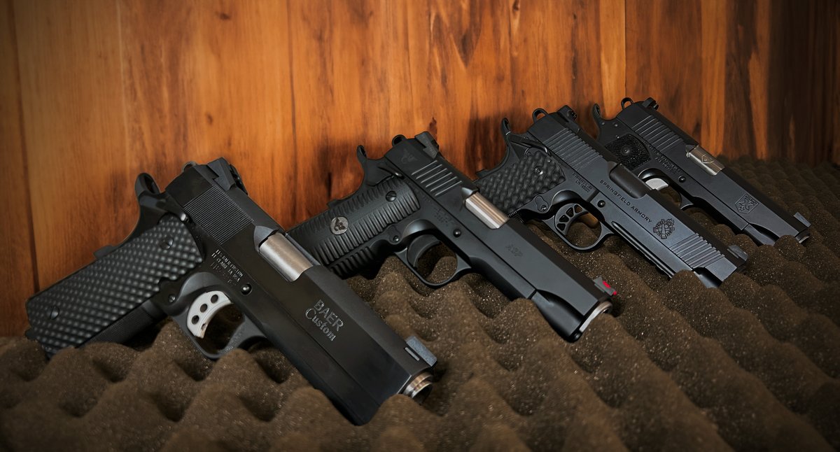 NewAmericanArms's tweet photo. A Commander-sized 1911 is the perfect choice for concealed carry—combining a slim profile, powerful performance, and a timeless design. #RVA #Richmond #2a #Firearms #Gun #CCW #CCP #ConcealedCarry #PrecisionShooting #Pistols #TruckGun #firearm #gunphotography #edc #everydaycarry https://t.co/fHpQAoEPmK