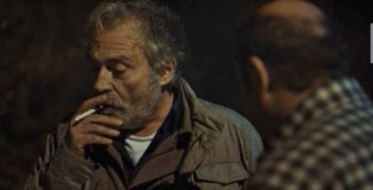 CryptoWolfManTR's tweet photo. “her seferinde biraz daha yorulacaksın kendini anlatmaktan. özet geçmeye çalışacaksın her şeyi. özetler de birbirinin özeti olacak. git gide kısa ve kestirme cümleler kurmaya başlayacaksın. en sonunda ya tamamen susacaksın ya da bambaşka şeyler anlatmaya başlayacaksın https://t.co/k2zYamhjiT