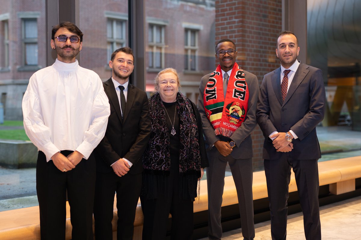 Caspar Veldkamp (@ministerbz) on Twitter photo Human rights are increasingly under pressure. It requires courage, perseverance and sacrifice to realise change. <a href="/cpt_intl/">Community Peacemaker Teams</a> in the Kurdistan Region in Iraq is a prime example. I was proud to present them with the 2024 #HumanRightsTulip, acknowledging their important work. 1/2 Human rights are increasingly under pressure. It requires courage, perseverance and sacrifice to realise change. <a href="/cpt_intl/">Community Peacemaker Teams</a> in the Kurdistan Region in Iraq is a prime example. I was proud to present them with the 2024 #HumanRightsTulip, acknowledging their important work. 1/2