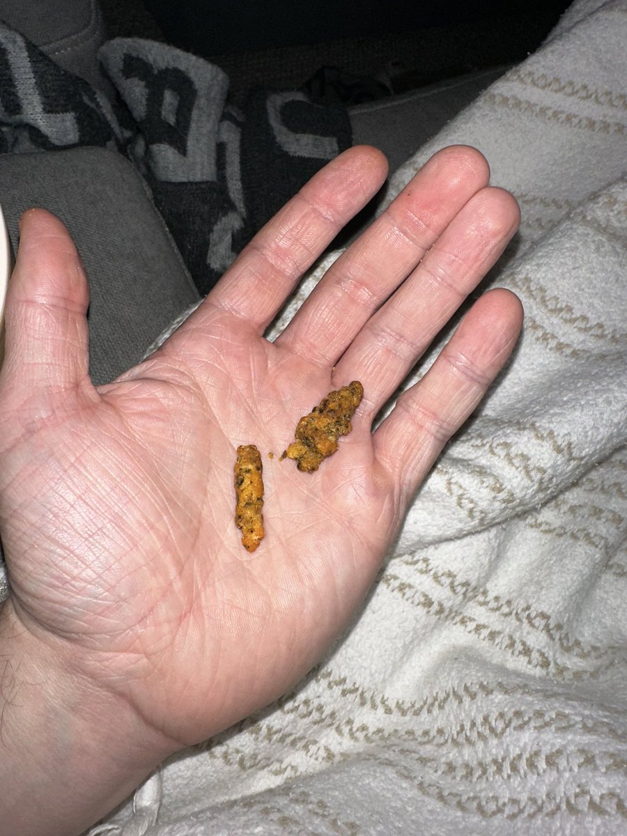 strachan_alex's tweet photo. @Doritos Not sure what you put in this bag of Sweet Chilli Heat but safe to say I will not be buying them for a while…. https://t.co/tYe8sLNnvZ
