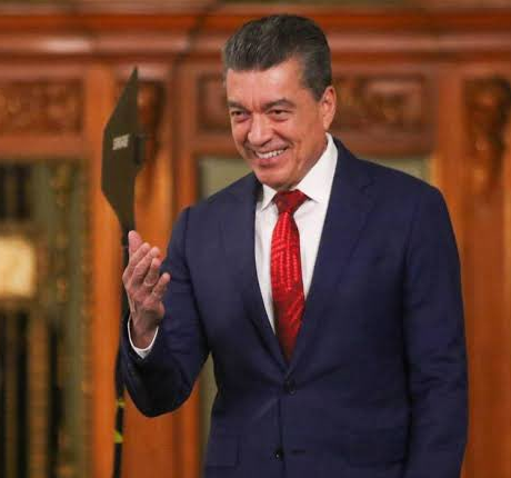 🚨 Dejó un desastre en #Chiapas y ahora lo premian

Proponen a Rutilio Escandón para cónsul de México 🇲🇽 en Miami 🇺🇸

¿Qué experiencia tiene para ser cónsul? 🤔