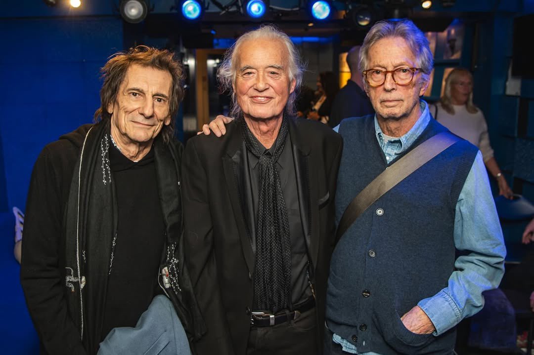 EricClapton's tweet photo. Last night, Eric Clapton attended the celebration of @ringostarrmusic's new album 'Look Up' at Third Man Records with @ronniewood, @davidgilmour, @MelanieCmusic, @JimmyPage, @ScarlettSabet, Jools Holland, Bob Geldof and more! https://t.co/boNKPiQ60y
