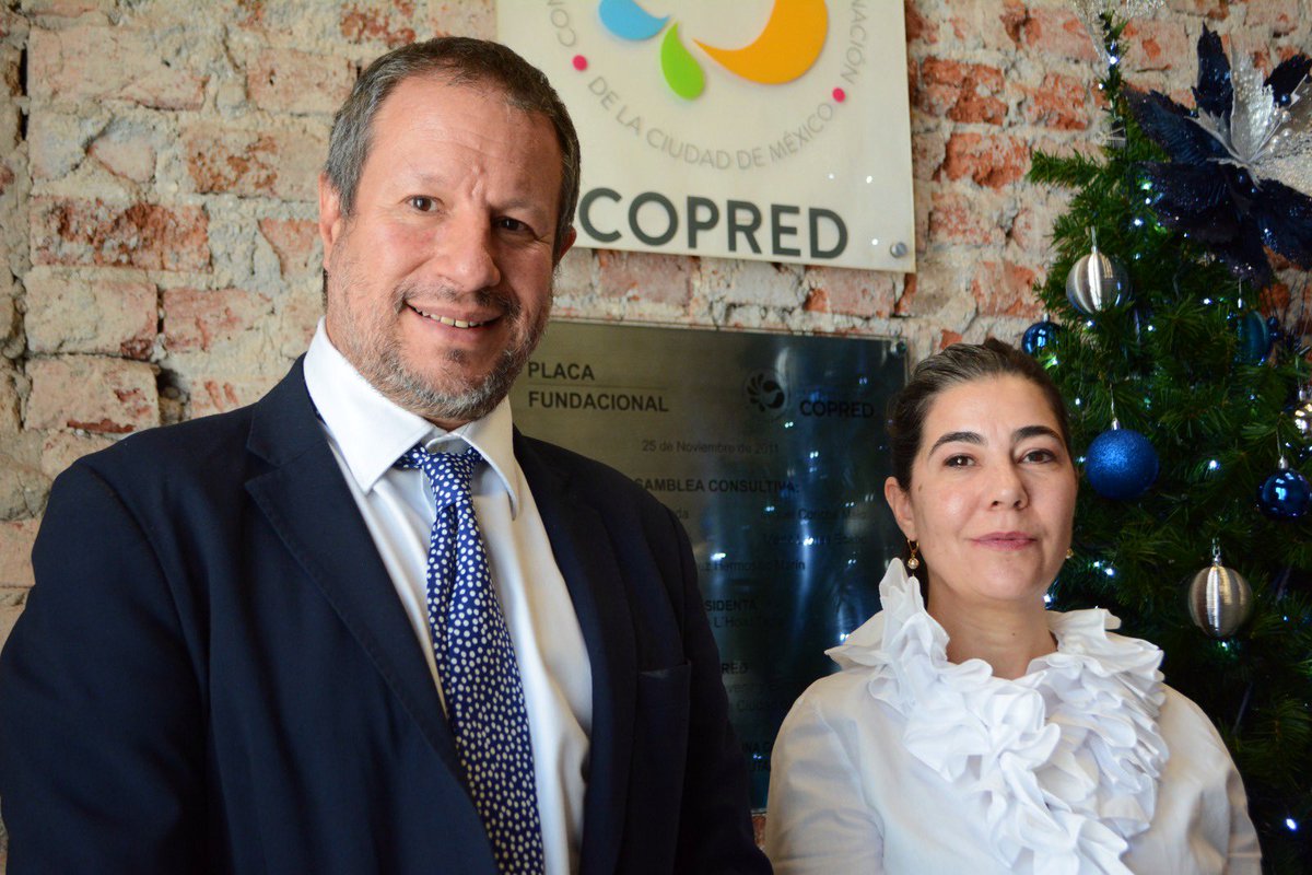 cesacdmx's tweet photo. Ayer
Nuestro Director General del #FESCDMX, sostuvo una reunión de trabajo con la Presidenta de el @COPRED_CDMX, la Mtra. @Geraldina_GV, para refrendar acciones conjuntas con empresas y sociedad civil para la eliminación de la #discrimianción en la ciudad. https://t.co/uXHxYWij1E