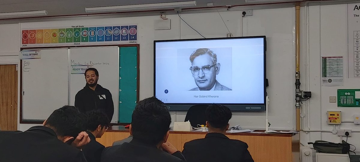 CHSBScienceDept's tweet photo. Are you aware of the contributions that ethnic minority Scientists have had to modern life? Thank you to Usama from Cambridge University for raising the aspirations of some of our Year 10’s. https://t.co/smLwBfNpnu