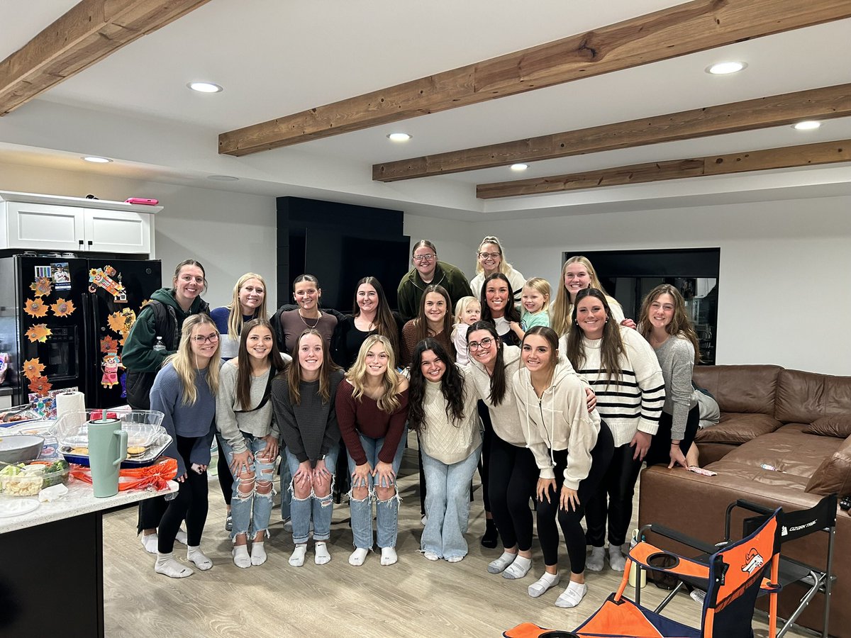 Throwback to our team Thanksgiving at coach’s house! We’re so grateful for all the support! 🦃
