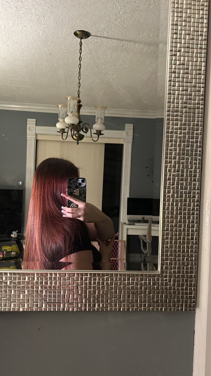 meriicarii's tweet photo. just a girl pt. 2 https://t.co/LxfPJwRXPy