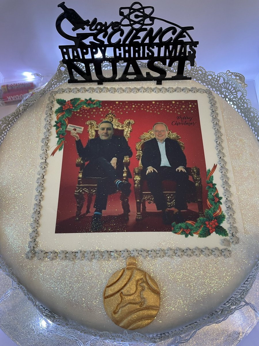 NUASTUK's tweet image. Another amazing Christmas cake made by one of our parents flip show their appreciation to our staff. #taskmasters #community #respect