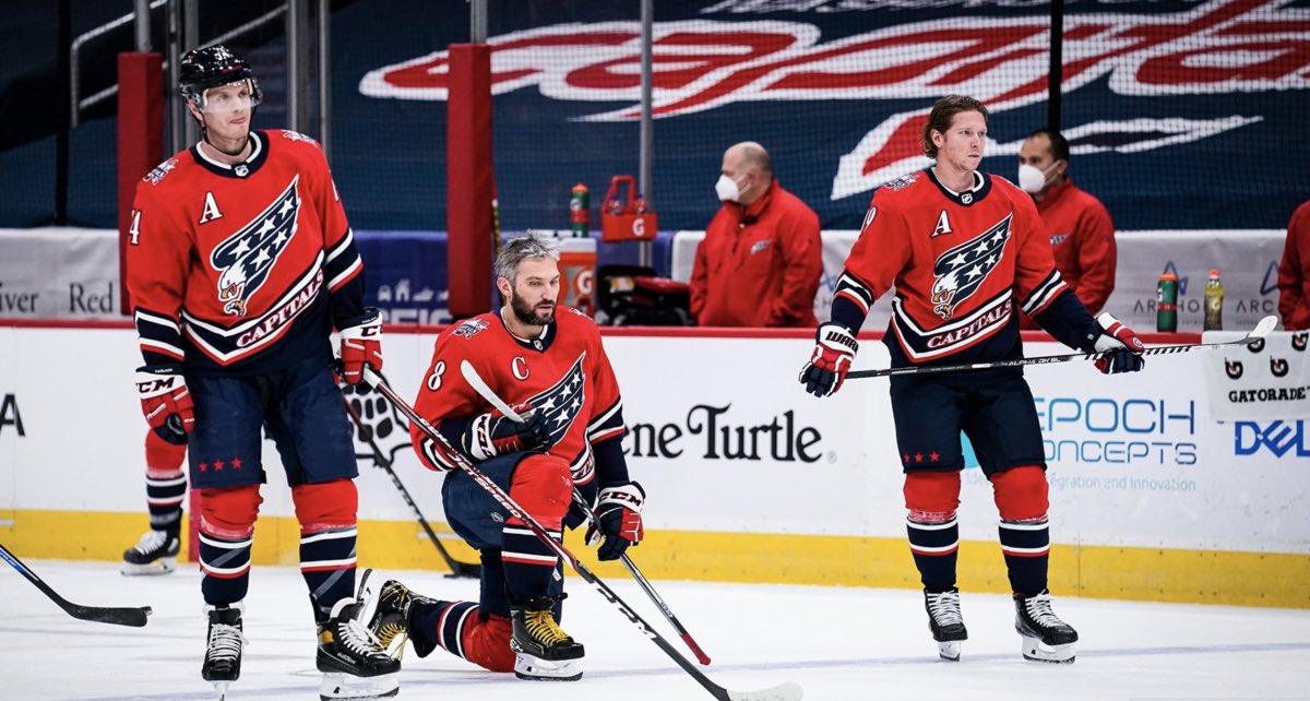DCdiehards's tweet photo. @rmnb There’s no excuse for these not to be the home reds!!! #ALLCAPS https://t.co/hsBZBLMRMA