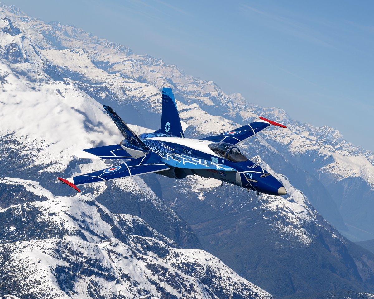 The #RCAF 2024 CF-18 Hornet Demonstration Team paint scheme won a Military Performer Pinnacle Award-Gold 🏆 at the <a href="/icas_hq/">ICAS - International Council of Air Shows</a> Convention in Las Vegas! Congratulations to MCpl Kelly, who created the design, and to the 26 members who contributed to painting the Demo Jet. <a href="/RCAF_ARC/">Royal Canadian Air Force</a>