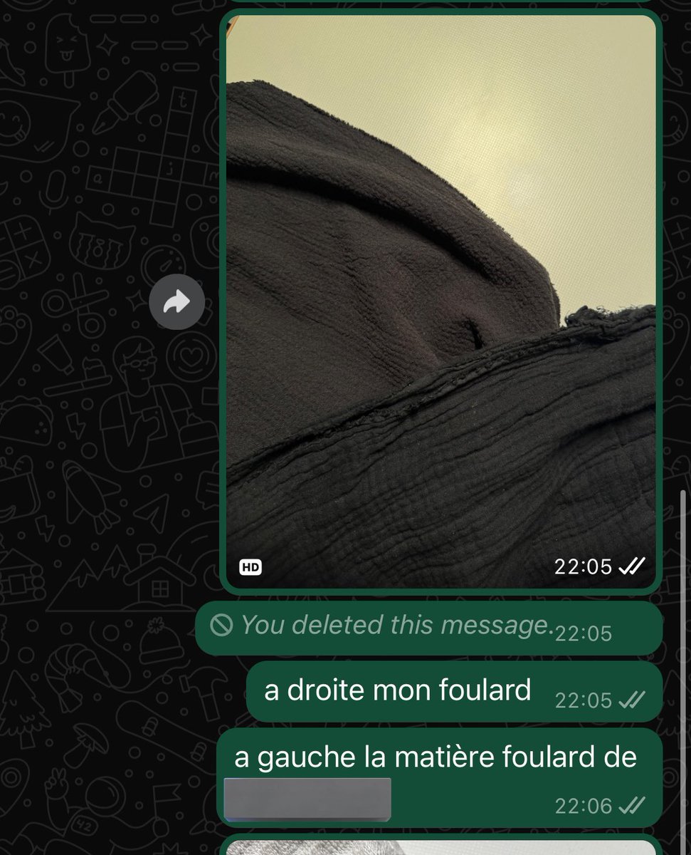 JeuneA01's tweet photo. une histoire en deux captures d'écran, ça parait peut être bête mais vaux mieux perdre 10j pour envoyer votre tissus. 

dans mon techpack j'ai mentionné le nom complet des tissus ainsi que photo de pres du tissus + grammage.

(j'ai plus de caractères j'écris la suite en dessous) https://t.co/7SnC4XEcjd
