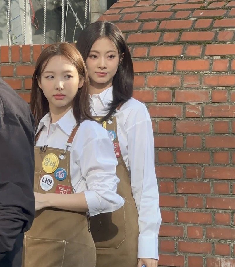 Perdieron el record que Twice tanto esfuerzo le costó, 8 años consecutivos teniendolo pero claro, sigan diciendo que el stream nunca a sido importante