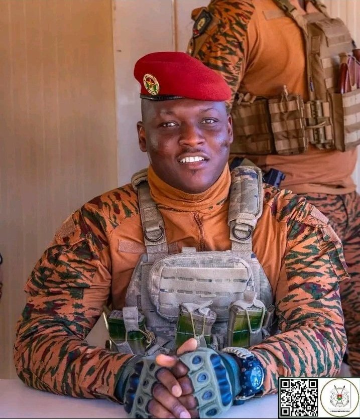 zoomafrika1's tweet photo. A true commander in Chief, Captain Ibrahim Traore (The president of Burkina Faso 🇧🇫) https://t.co/bvk3pxfVIh