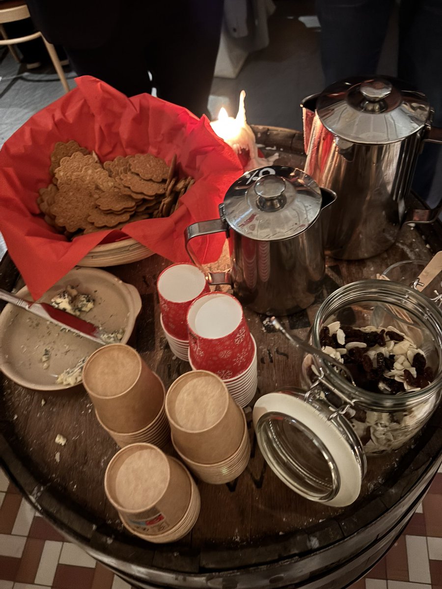 Professor Pingosaurus tweet media