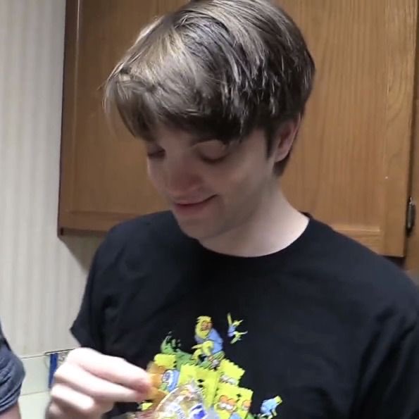 jimminggg's tweet image. holy shit