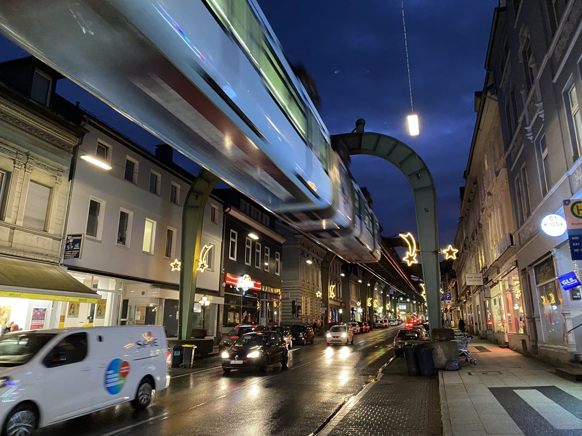 RussOakey tweet media