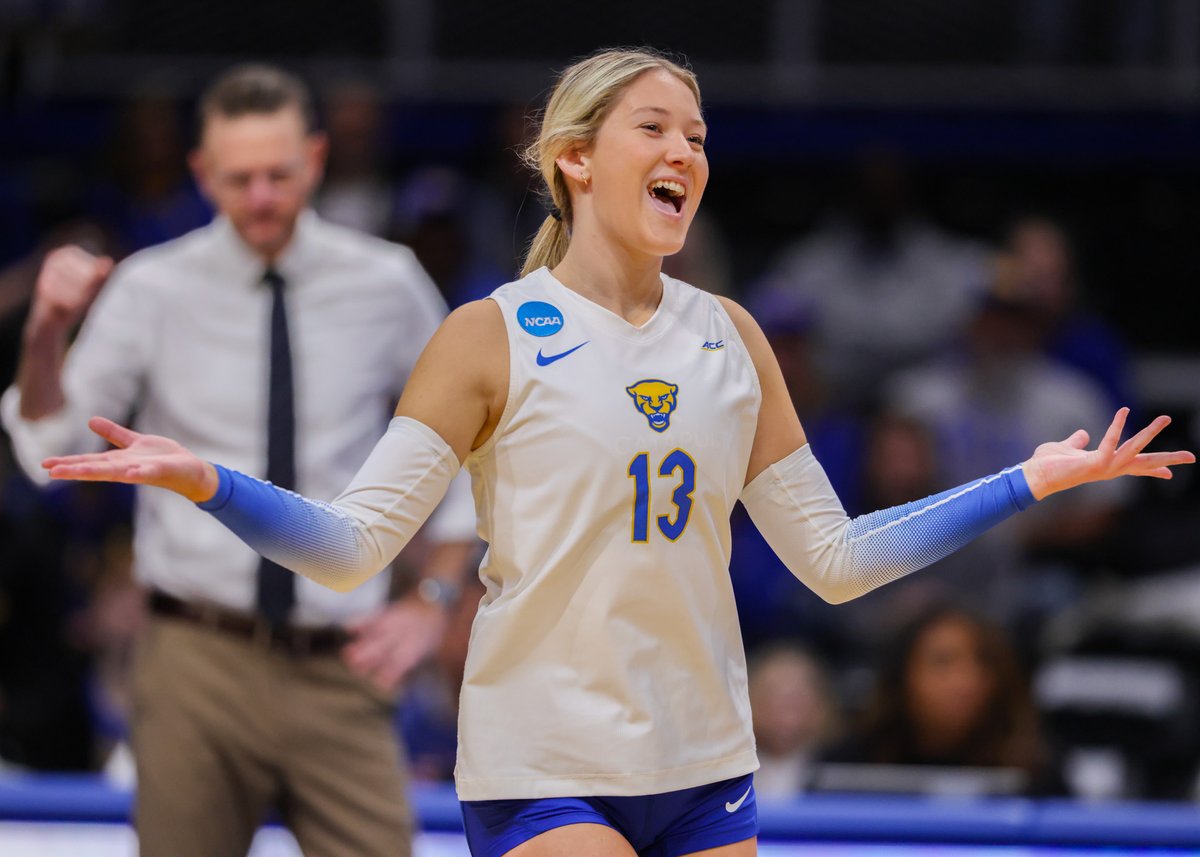 Pitt Volleyball tweet media