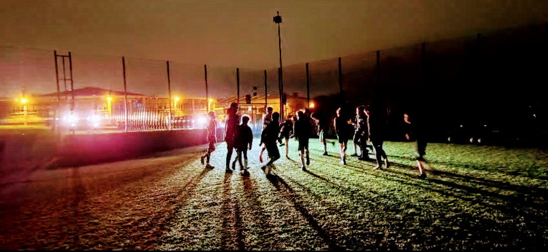 I'm currently in my off season from senior football
I agreed to help out my brothers local U13 side for a session 
I showed up and the floodlights weren't turned on
I spoke to the players and asked them were they open to trying something different 
Cont'd.