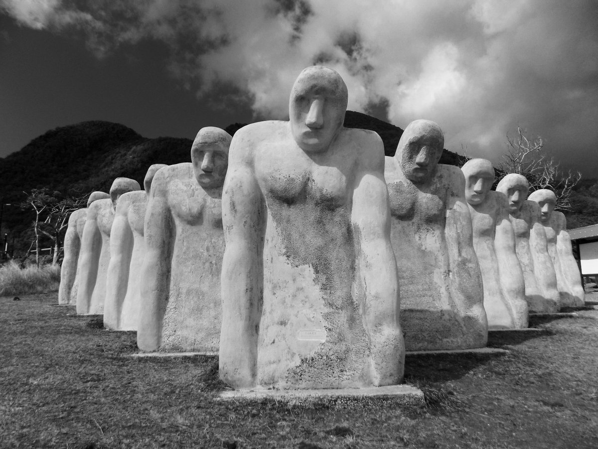 2 de diciembre Día Internacional para la Abolición de la Esclavitud. En el Día Internacional de la Lucha contra la Esclavitud, reafirmamos nuestro compromiso de luchar por un mundo más justo y libre para todos, donde el Ser humano sea el valor central.
internationalhumanistparty.org/es/article/dia…