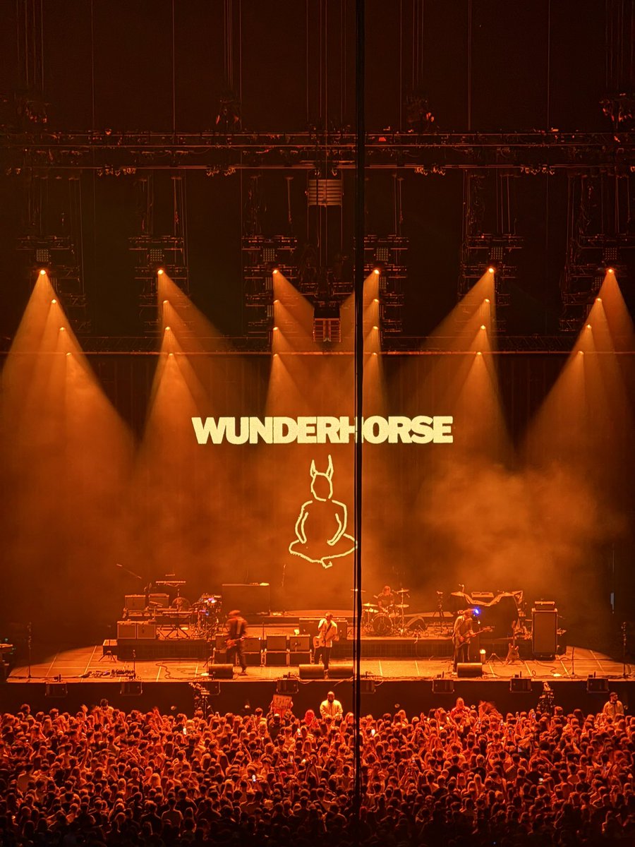 PhotoPitLive's tweet photo. . @wunderhorse just keep getting bigger, and better. Supporting @samfendermusic this evening at @TheO2 https://t.co/0DEDH6NThe