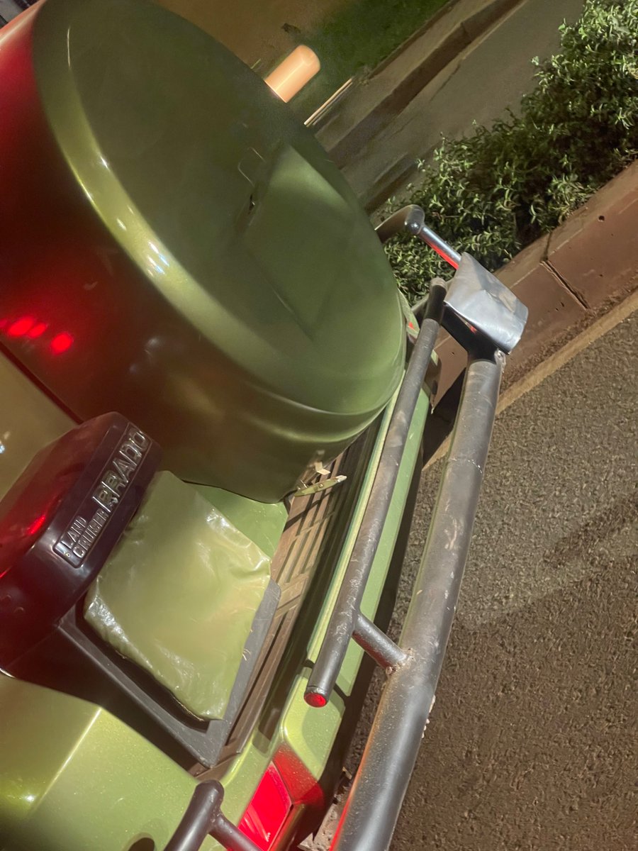 kaseem_dean's tweet photo. @DeoAkiiki why do most updf senior officers vehicles have covered number plates. Are they not important so that we all cover them? @MODVA_UPDF @PoliceUg @M_Kananura @GenWamala @ntvuganda @nbstv @igp_ug1 @cdfupdf https://t.co/GgZgzrqNRa