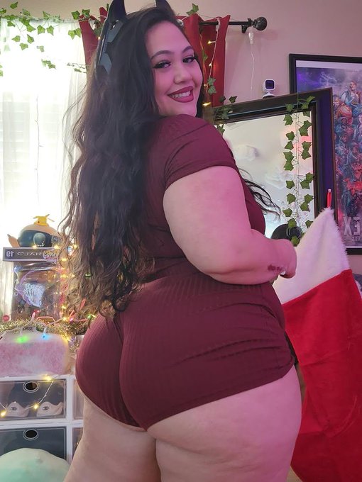 Watch 😇 Jasmine Rose 😈's leaked NSFW photo on TwXstars