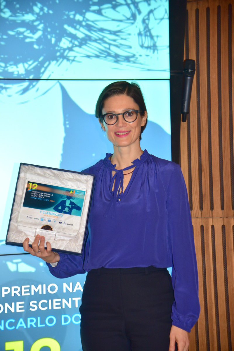 📣Il libro “Eroica, folle e visionaria” scritto da Silvia Bencivelli edito da Bollati Boringhieri si è aggiudicato il primo premio assoluto!

#MainPartner del Premio
<a href="/CNRsocial_/">CNR Consiglio Nazionale delle Ricerche</a> <a href="/BPER_Banca/">BPER Banca</a>