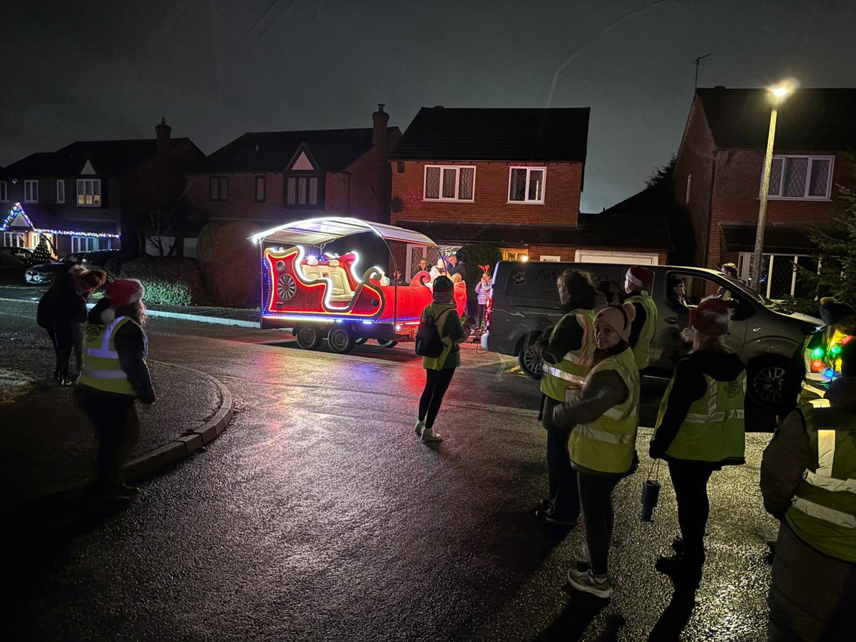 We had a lovely time tonight raising money for The Round Table, PTA &amp; other local groups. Thank you to all the helpers 🎄🎅🏻