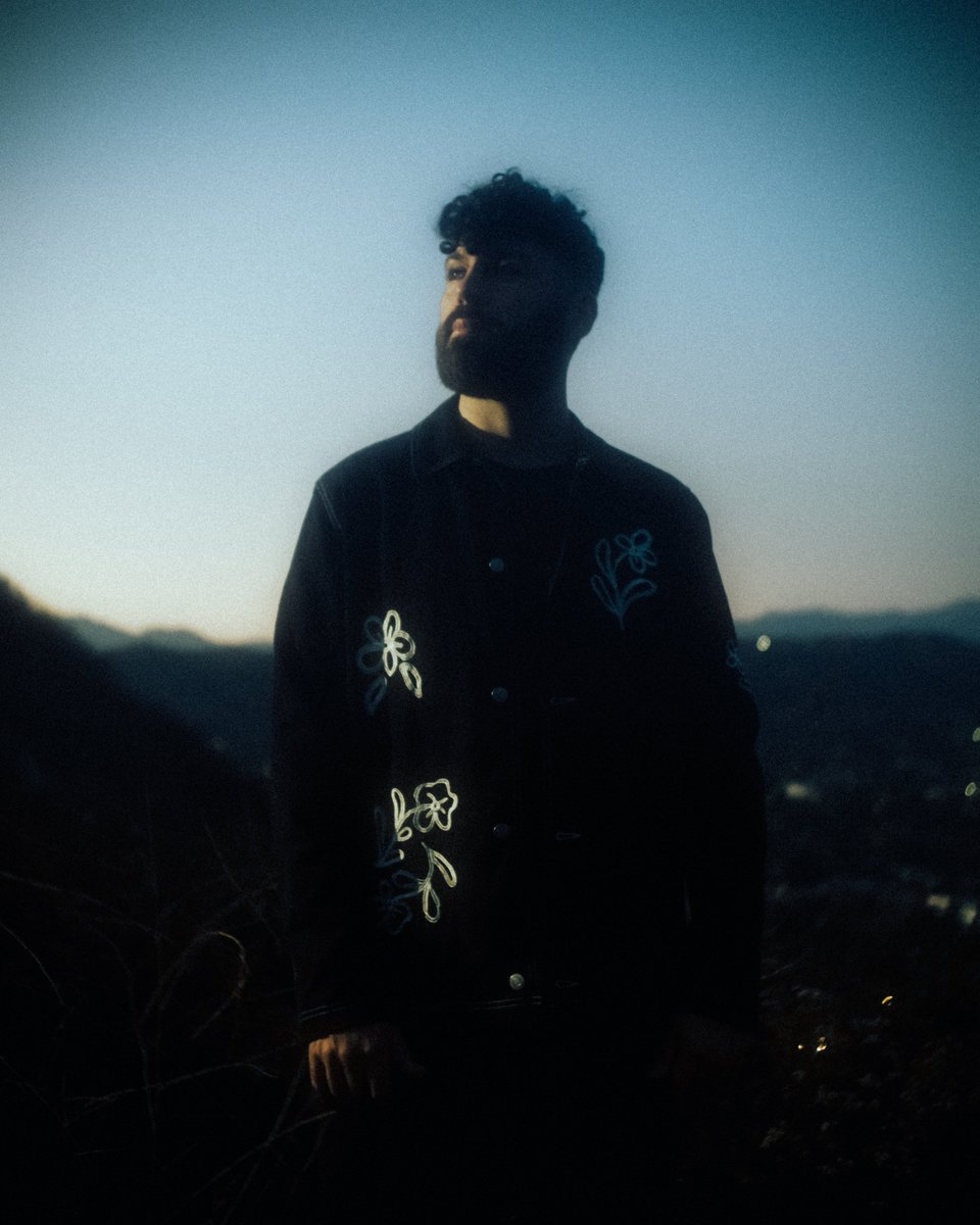 Foreign Family (@foreignfam) on Twitter photo GEMINI
The sophomore <a href="/mild_minds/">Mild Minds</a> album — 2.21.25 !!
Vinyl is available for pre-order + the title track is out now 🪩
Vinyl: store.foreignfamilycollective.com/products/gemin…
GEMINI single: mildminds.lnk.to/GEMINI-singleLT GEMINI
The sophomore <a href="/mild_minds/">Mild Minds</a> album — 2.21.25 !!
Vinyl is available for pre-order + the title track is out now 🪩
Vinyl: store.foreignfamilycollective.com/products/gemin…
GEMINI single: mildminds.lnk.to/GEMINI-singleLT