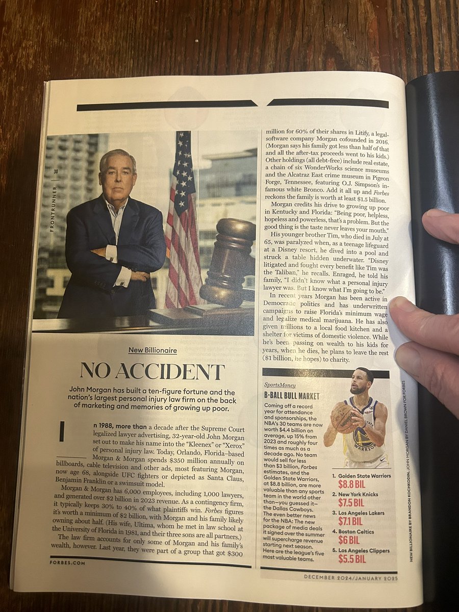 CapeFloy's tweet image. I didn’t get how you trying to rape your brother but wouldn’t call an injury lawyer and buy a boy band for your 40th birthday in the penthouse. 
#easyreader 🎙️ 🐶