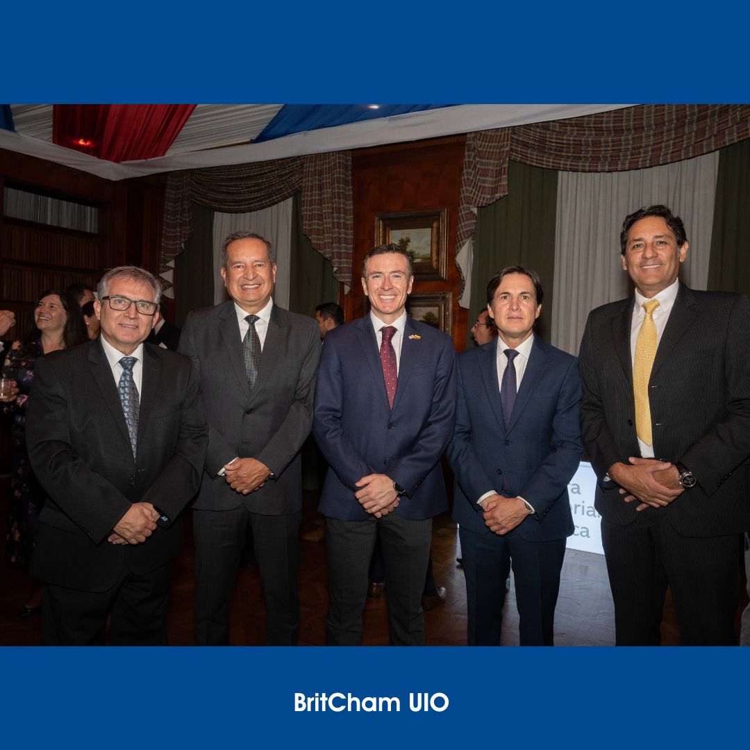 CamaraEcuBrit's tweet photo. Un evento exclusivo que reunió a distinguidos representantes, importantes líderes empresariales, socios, aliados y amigos de la Britcham UIO. Fue una excelente oportunidad para intercambiar ideas, forjar alianzas estratégicas y proyectar un 2025 lleno de proyectos compartidos. https://t.co/v8TTCIUcGa