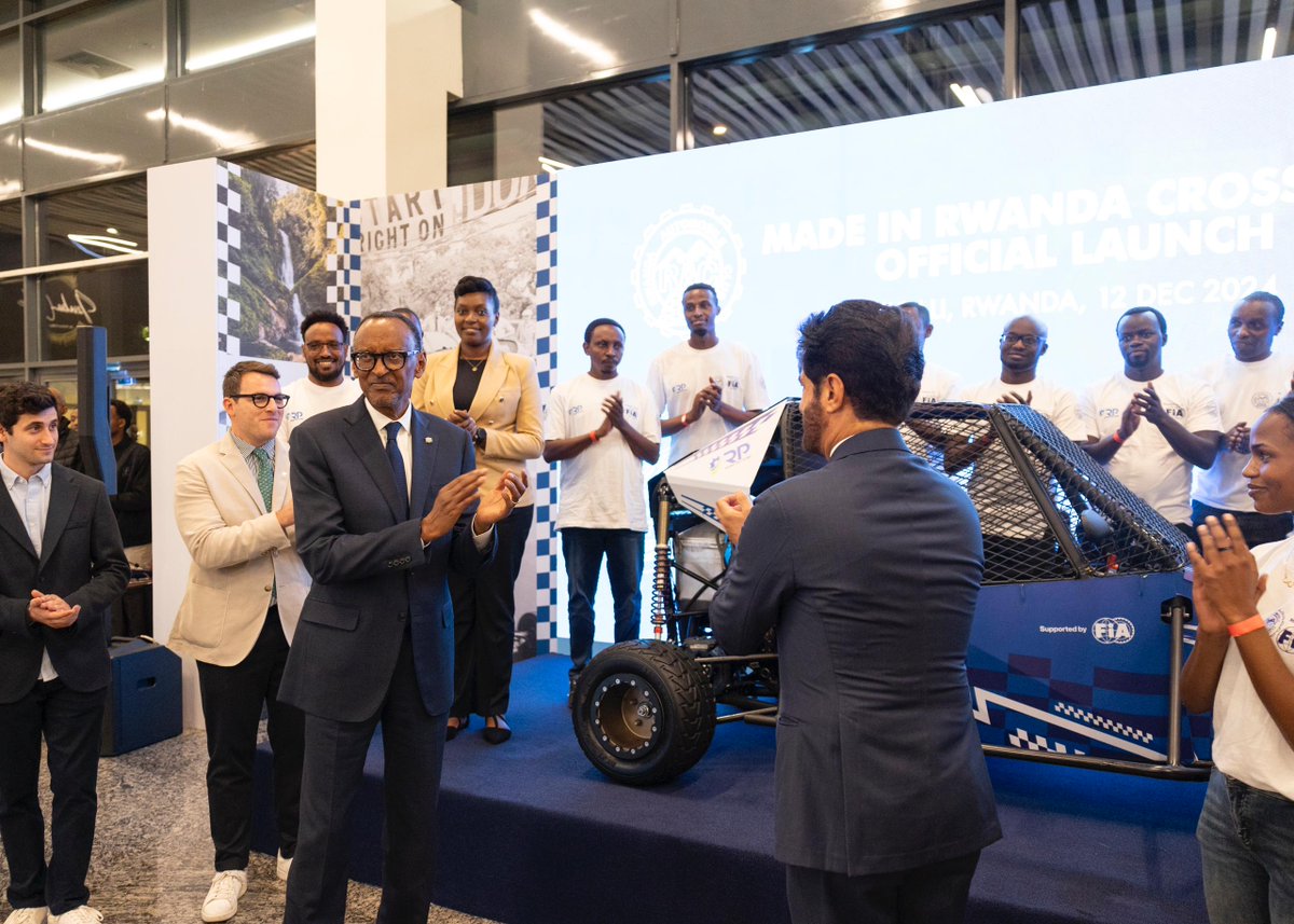UrugwiroVillage's tweet photo. This evening at the Kigali Convention Centre, President Kagame hosted Mohammed @Ben_Sulayem, @fia President, FIA World Motor Sport Council members, members of the Rwanda Automobile Club, representatives of automobile clubs and motorsport federations across the world, rally champions and enthusiasts for a welcome cocktail ahead of tomorrow’s #FIA annual awards ceremony. 

President Kagame and @Ben_Sulayem also witnessed the unveiling of the first FIA Level 2 Affordable Cross Car produced in Africa, manufactured locally by Rwandan polytechnic students in partnership with FIA and the Rwanda Automobile Club. The event also recognized the top 3 Rwandan artists who emerged as the winners of an art competition celebrating FIA’s 120th anniversary.