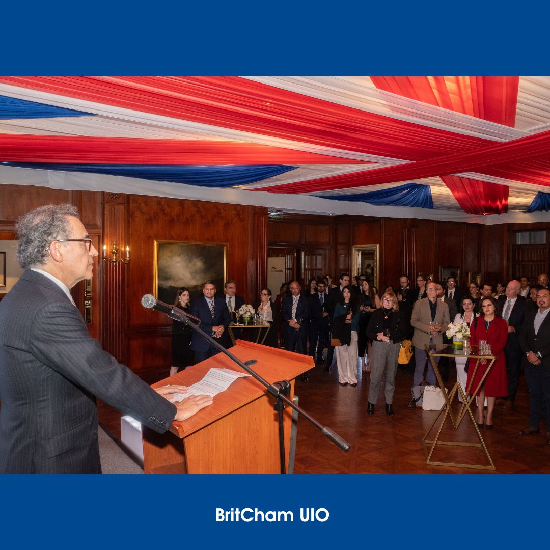 CamaraEcuBrit's tweet photo. Un evento exclusivo que reunió a distinguidos representantes, importantes líderes empresariales, socios, aliados y amigos de la Britcham UIO. Fue una excelente oportunidad para intercambiar ideas, forjar alianzas estratégicas y proyectar un 2025 lleno de proyectos compartidos. https://t.co/v8TTCIUcGa