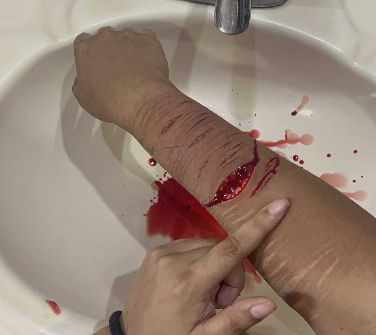 venus shedtwt tweet media