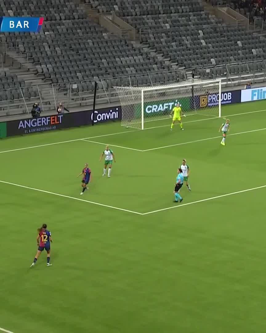 😍 Kika's first touch has got to amount to 50% of Aitana's goal!Watch live for free on DAZN ▶️  #UWCLonDAZN #UWCL