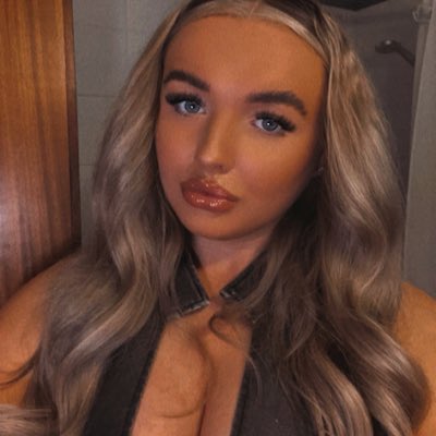 brookevance__'s tweet photo. #NewProfilePic https://t.co/MGiW9SDT4F