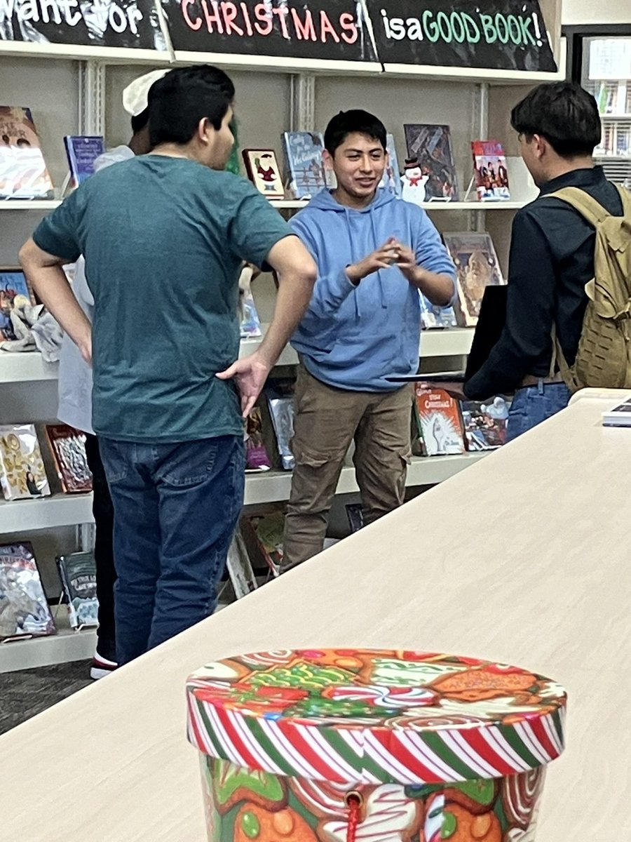 ATHSLibrary's tweet image. Ms. Jabak’s students working on filming their Fahrenheit 451 projects during afternoon library. #BooksAndMore @AliefISD @Alief_Libraries @ATaylorHS