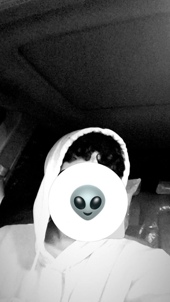 ta74l's tweet image. قبل شوي مخلص مصور فلوج😔