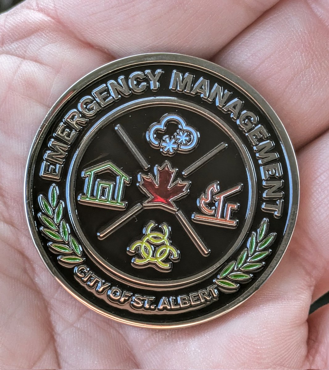 Freeman_4_Ever's tweet photo. After observing the mock emergency at the Jack Craft facility in St. Albert today, I have absolute faith in and respect for our first responders.
We are so blessed to have you in our community
@RCMPAlberta #stalbertfire #publicworks #StAlbert #stalbertfirstresponders https://t.co/ipKTIy4LWb