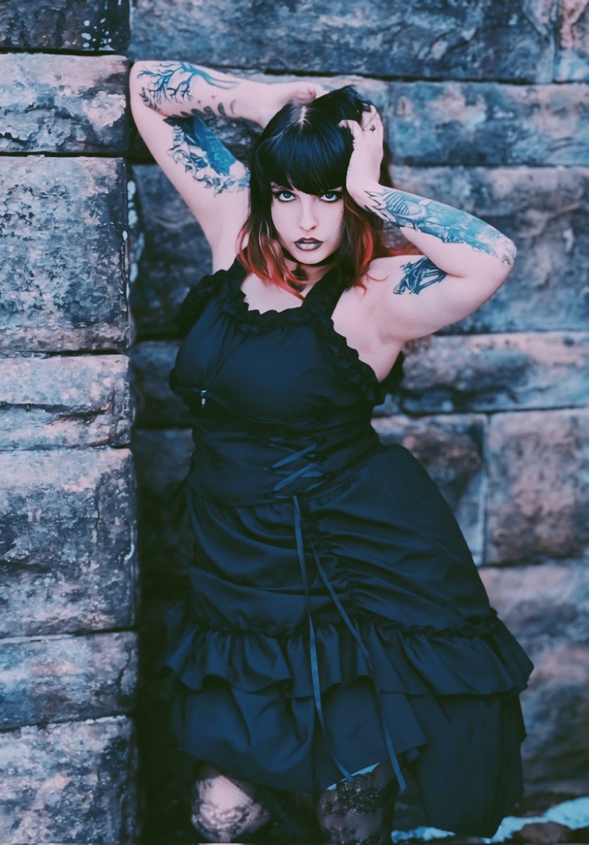 This dress is so lovely! Perfect for Lolita or steampunk. 
Use my code below to try the dress out for yourself! 
It's the Gothic Lolita prom dress. 
20% off:  INS20 (code won't work for anything silver or brass.)
gthic.com/?aff=579
Dress from <a href="/gthic/">zizi</a>.jewelry 
📷 My fiance