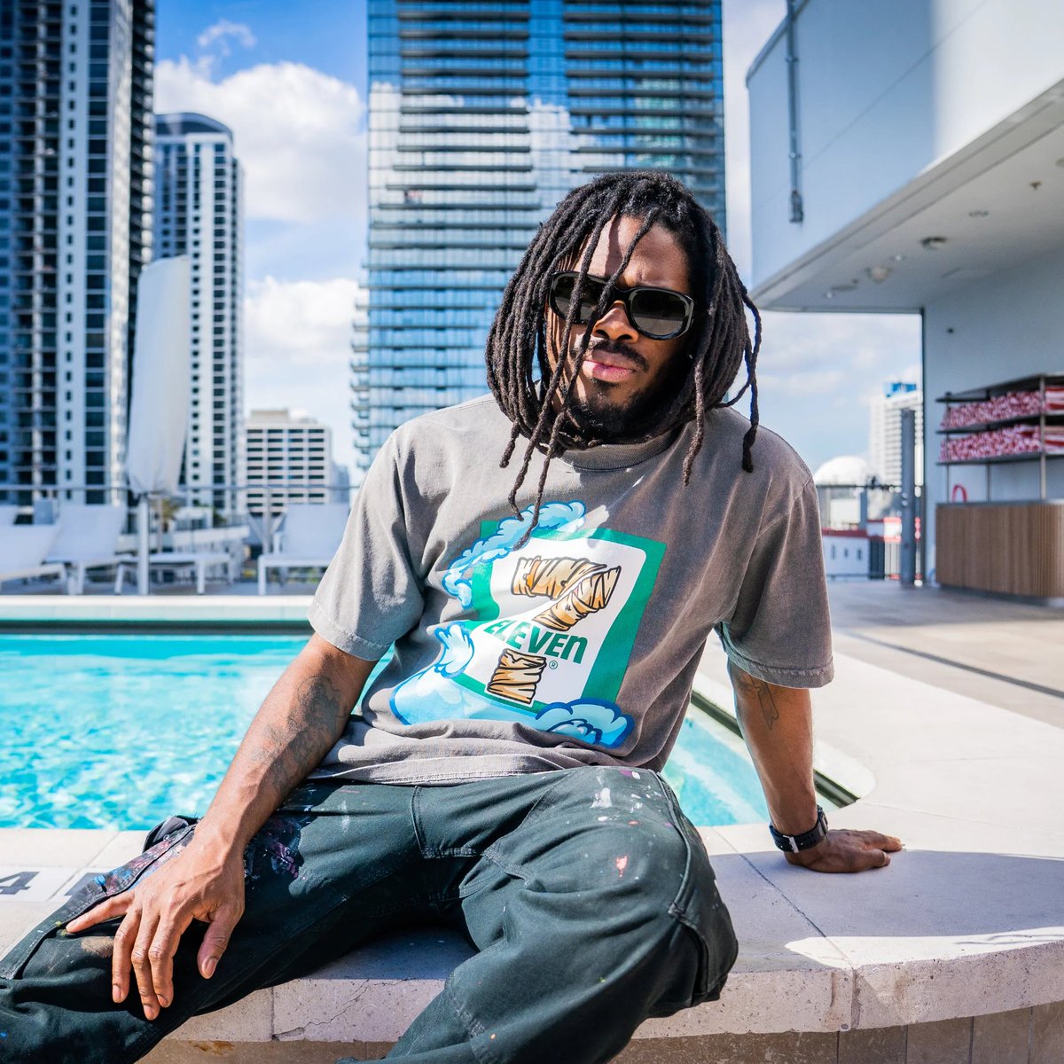 thesecretwalls's tweet photo. @BlueTheGreat x @7eleven collab is LIVE 

https://t.co/ZvI0k2hOT9 https://t.co/vlbBDIeZtx